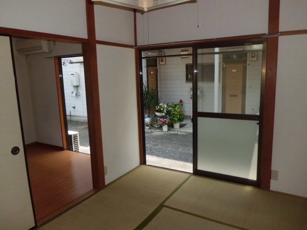 Living and room