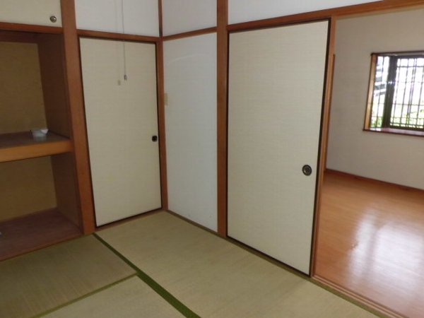 Living and room
