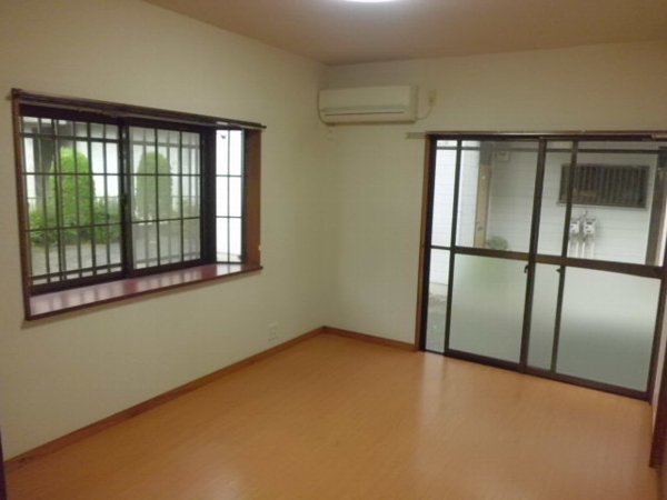 Living and room