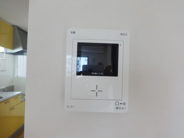 Security. Monitor with intercom (* ^ _ ^ *)