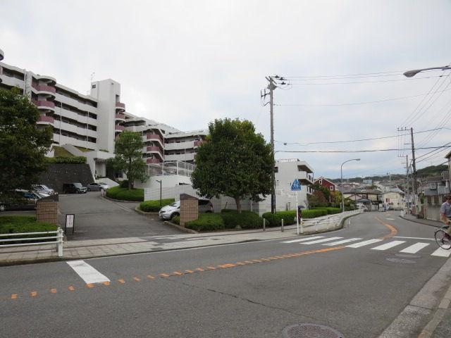 Local appearance photo. Local (10 May 2013) Shooting