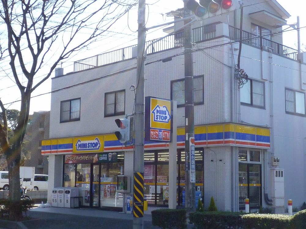 Other. Up to about a convenience store 200m