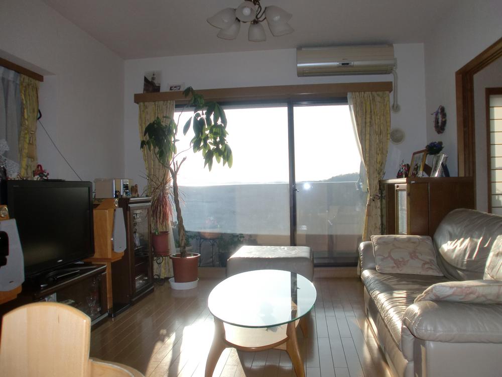 Living. Indoor (11 May 2013) Shooting