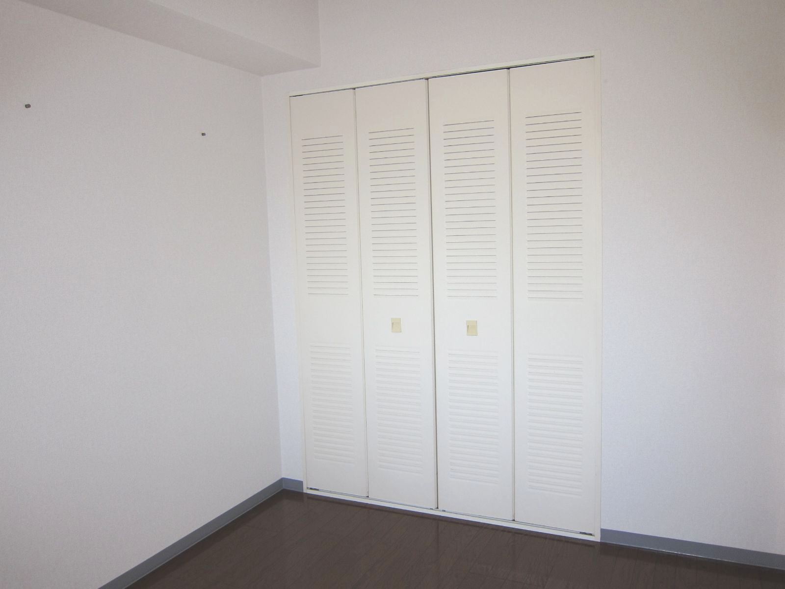 Other room space. Western-style 5 tatami closet
