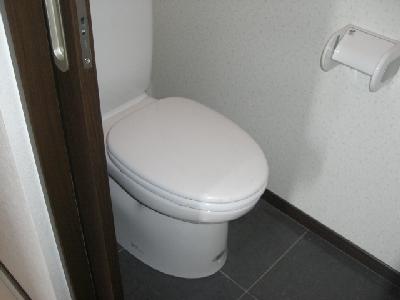Toilet.  ☆ bus ・ Restroom ☆ 