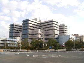 Hospital. Yokohama City University 1300m to the hospital (hospital)