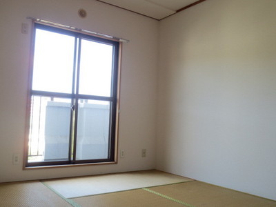 Living and room. Room 2