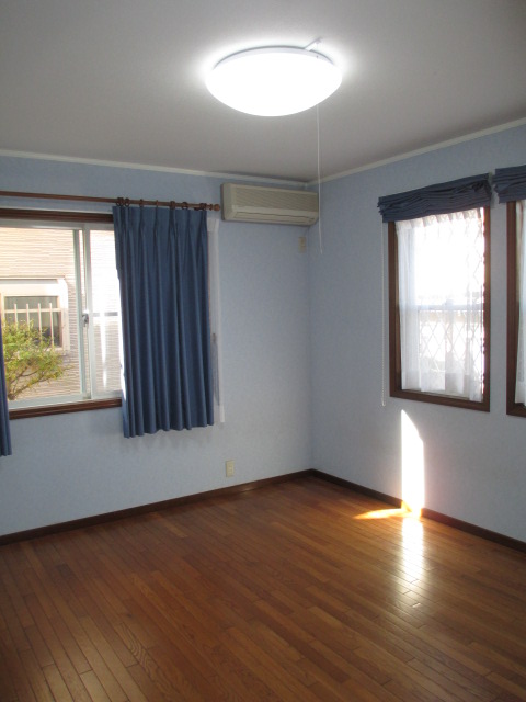 Other room space. Western-style 7 (bay windows have)