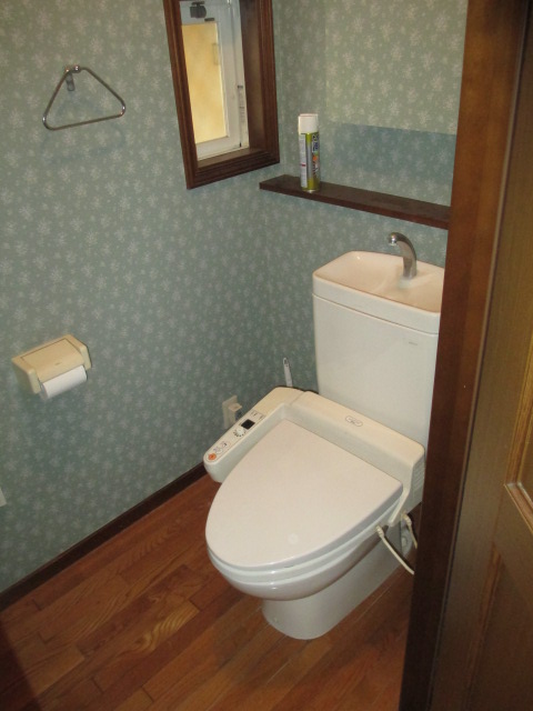 Toilet
