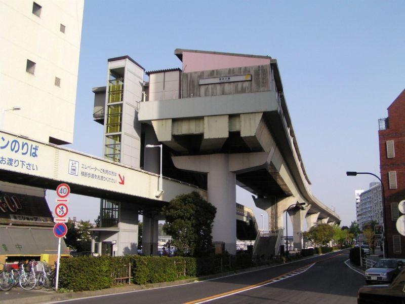 station. Kanazawa Seaside Line Kanazawa Hakkei Station Up is starting station 650m