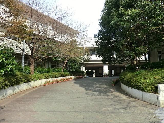 Primary school. 149m to Yokohama Municipal Noukendai Elementary School