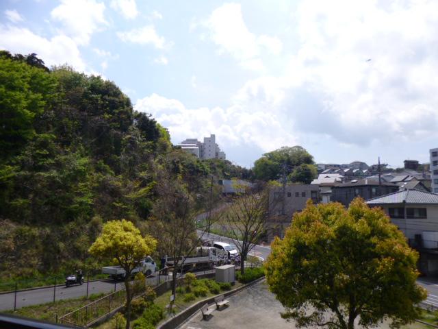 View photos from the dwelling unit. View from local (April 2013) Shooting