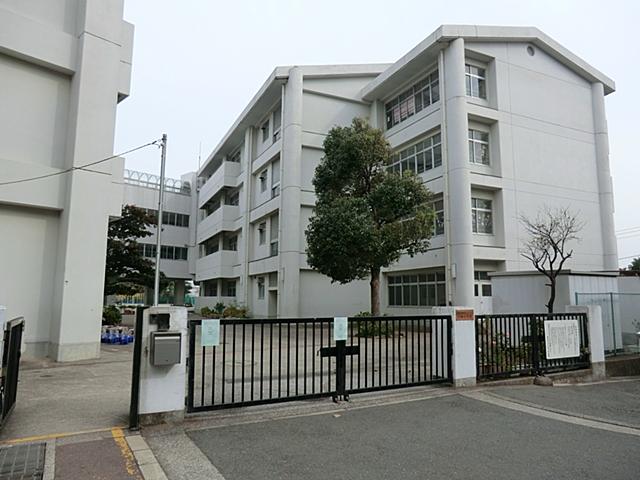 Junior high school. 593m to Yokohama Municipal Oda junior high school