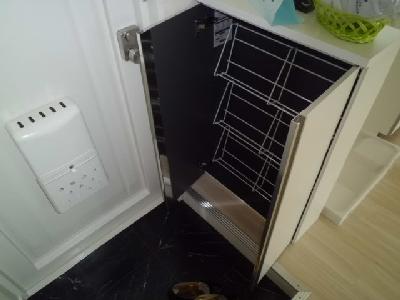 Entrance. There and convenient shoe box