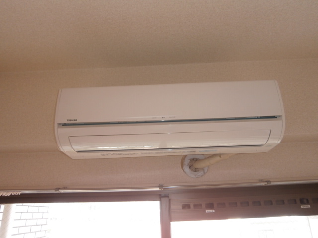 Other Equipment.  ☆ Clean air conditioner with one ☆