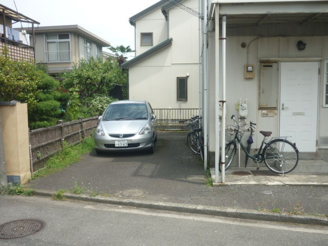 Other common areas. On-site parking