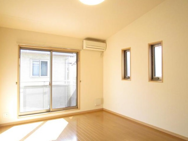 Living and room. ☆ Sunny in the living room (^ o ^) ☆