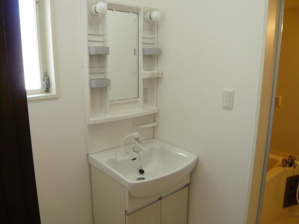 Other. Complete with vanity with shampoo dresser.
