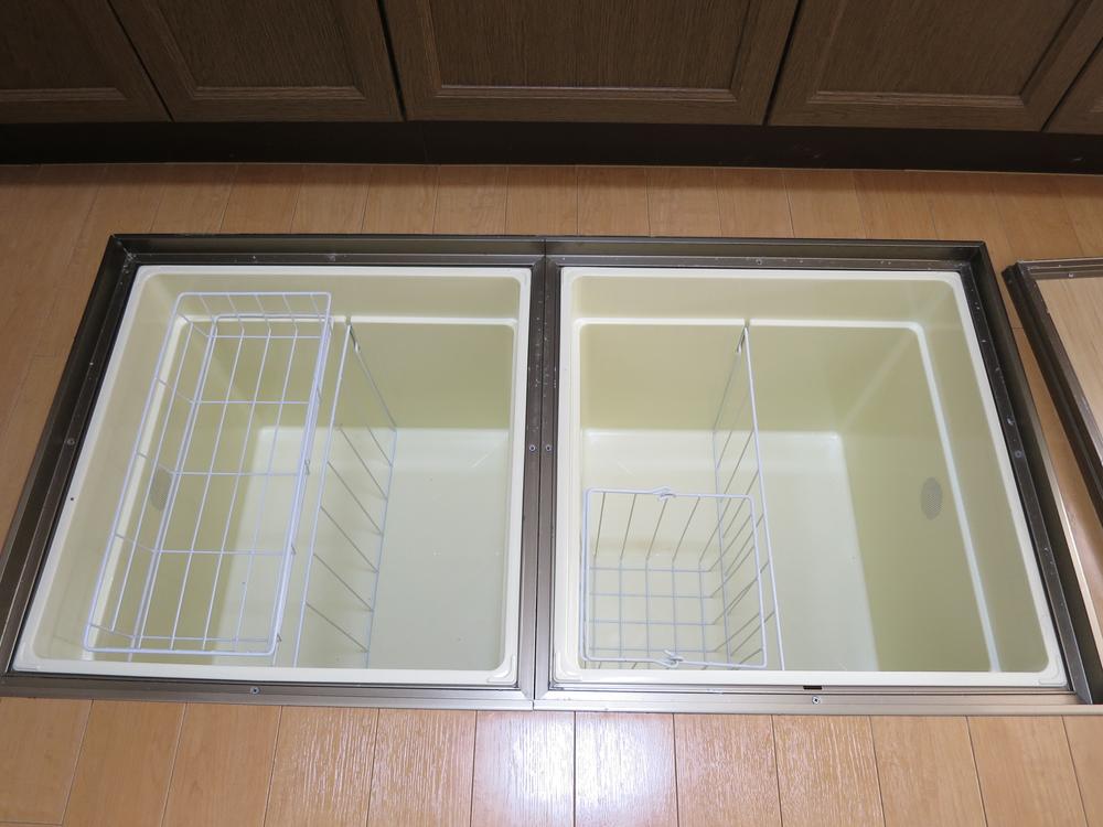 Receipt.  ☆ Underfloor Storage ☆