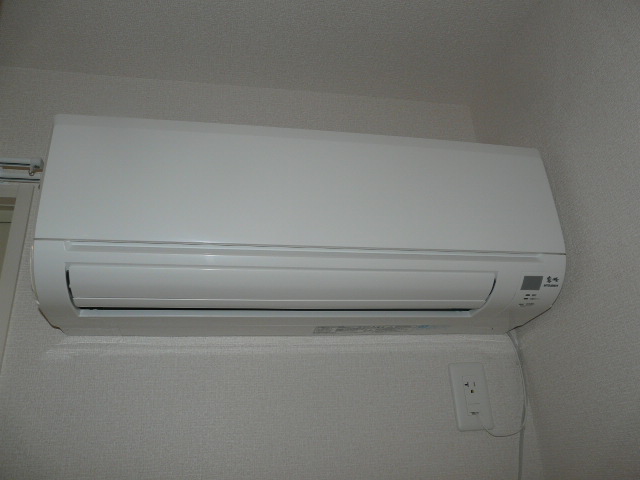 Other Equipment.  ☆ It comes with air conditioning ☆