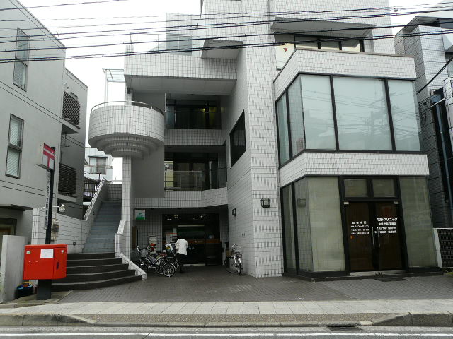 post office. 10m to Yokohama Kanazawa Bunko post office (post office)