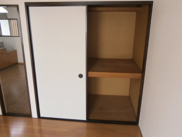 Other room space. Change to Western-style flooring