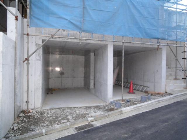 Parking lot. Local (11 May 2014) shooting C Building underground garage