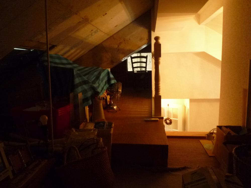 Other introspection. With attic window with a storage capacity
