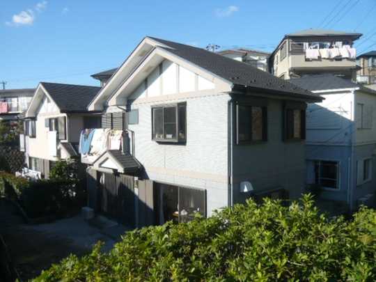 Local appearance photo. The property appearance is a picture !!