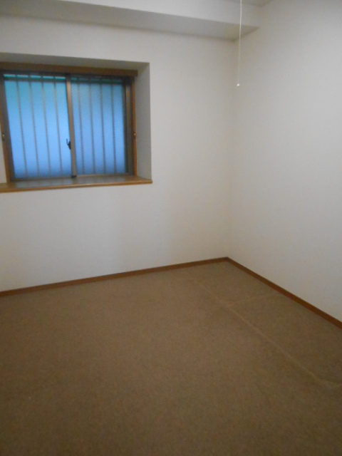 Other room space. A farmer, Western style room