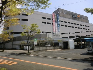 Shopping centre. 844m to Daiei Kanazawa Hakkei store (shopping center)