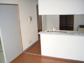 Other room space. ☆ It has become a counter kitchen ☆