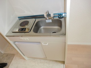 Kitchen. Mini-kitchen with refrigerator ☆