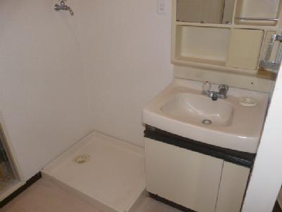 Washroom. It is with washroom ☆ 