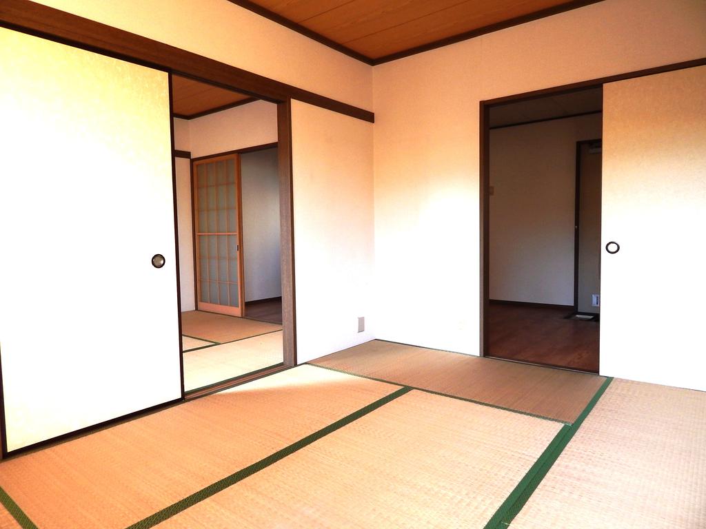Living and room