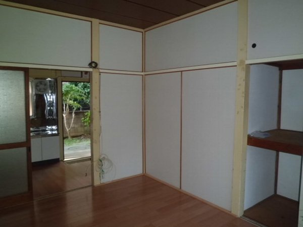 Living and room