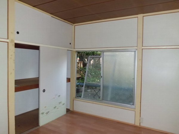Living and room