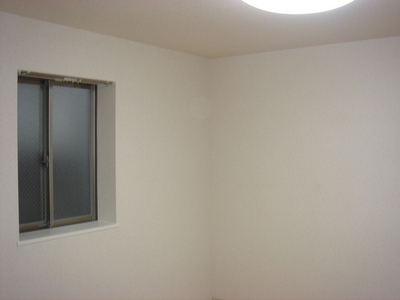 Living and room. It is cleaned rooms