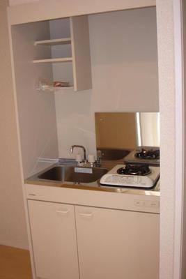 Kitchen. 1 lot gas stoves