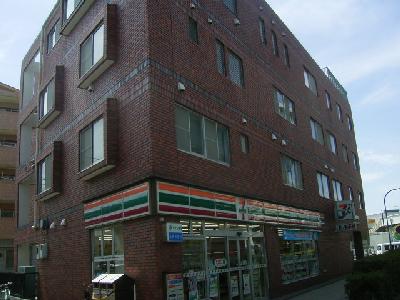 Convenience store. Seven-Eleven Keikyu ST Kanazawa Hakkei store (convenience store) to 220m