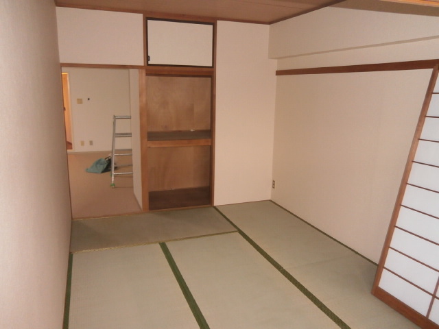 Other room space