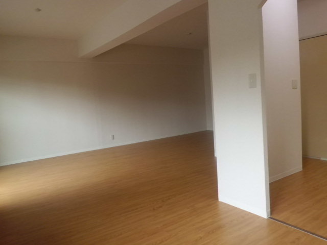 Living and room. Fathom~There still nice I living (* ^ _ ^ *)