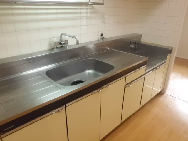 Kitchen. It is a popular gas stove corresponding kitchen (* ^^) v