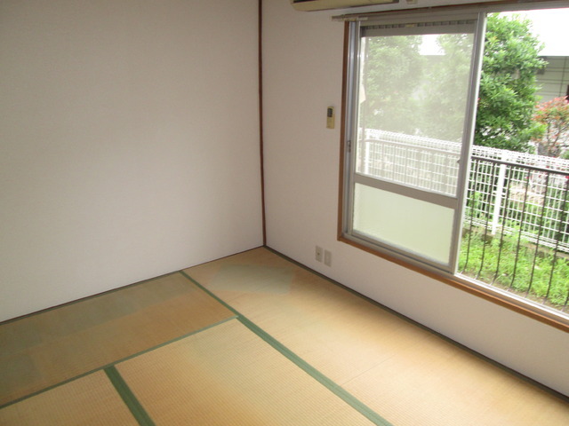 Living and room. Bright Japanese-style room