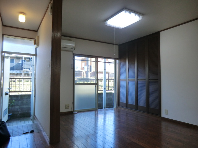 Living and room