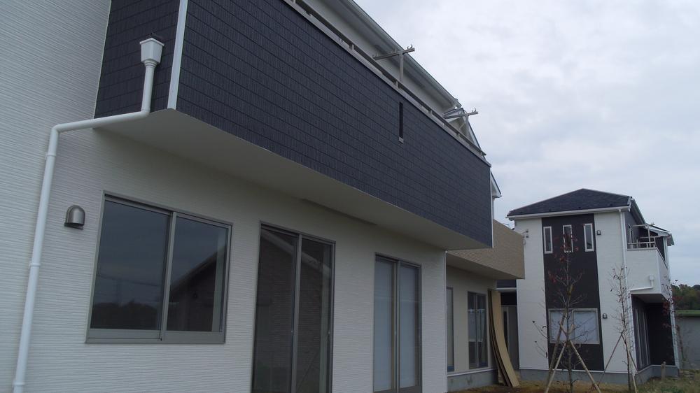 Local appearance photo. Local (11 May 2013) Shooting