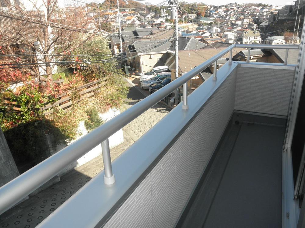 Balcony. Northeast direction of the landscape from the balcony (December 12, 2013) Shooting