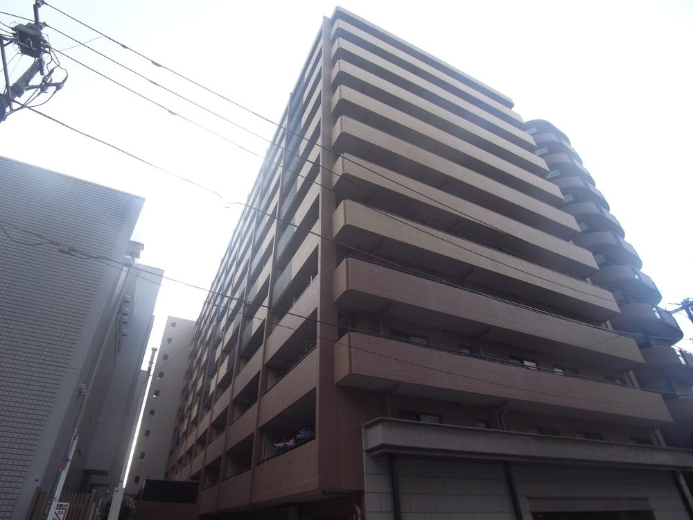 Local appearance photo. Local (11 May 2013) Shooting