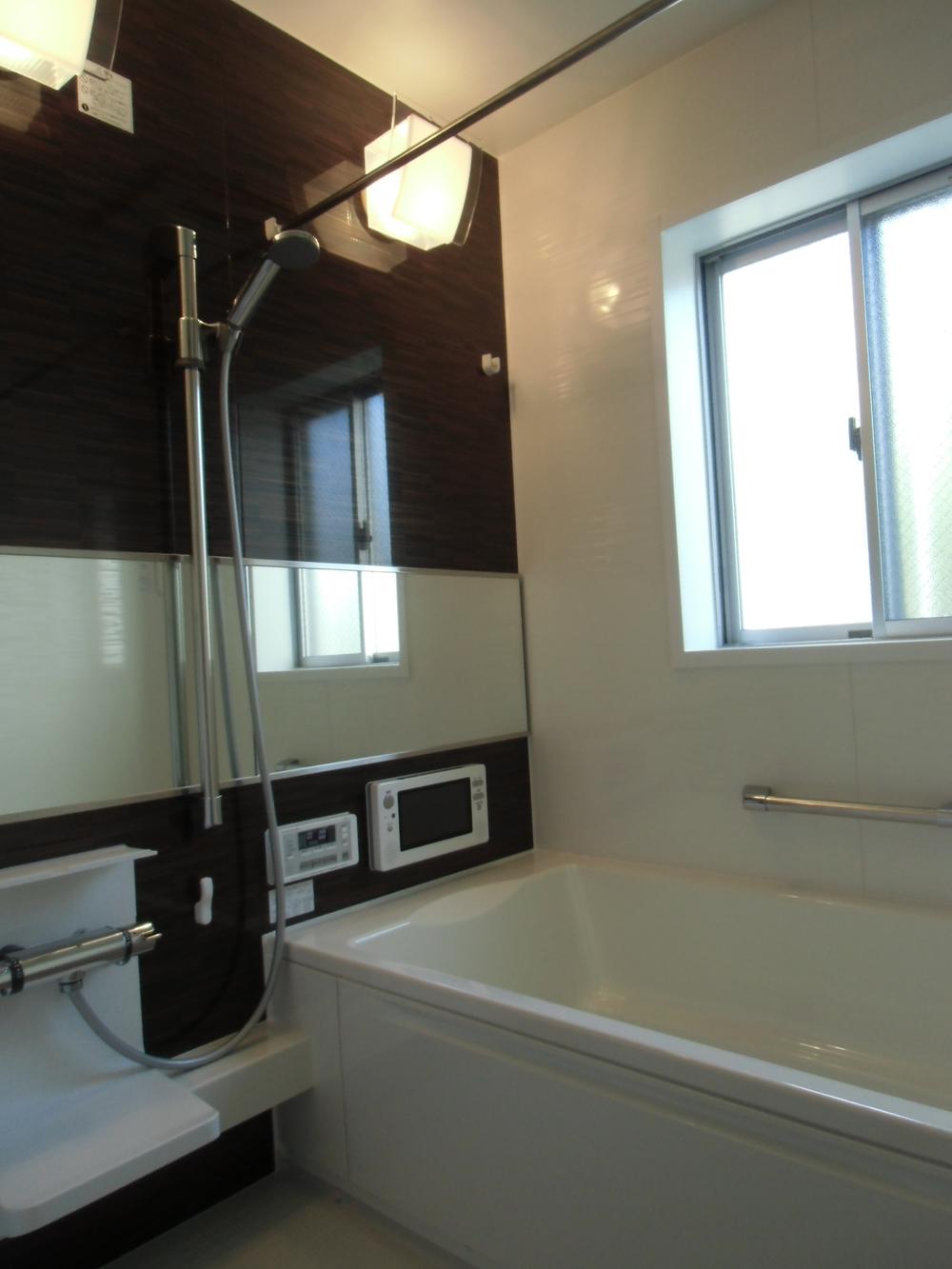 Bathroom. Indoor (09 May 2013) Shooting