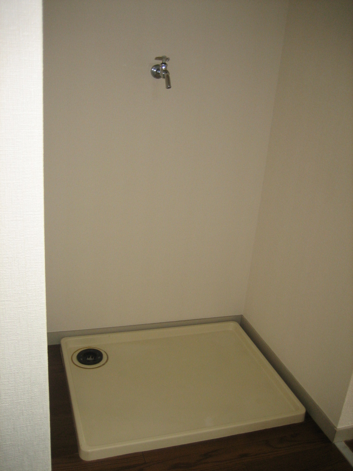 Other room space. Is Indoor Laundry Area!